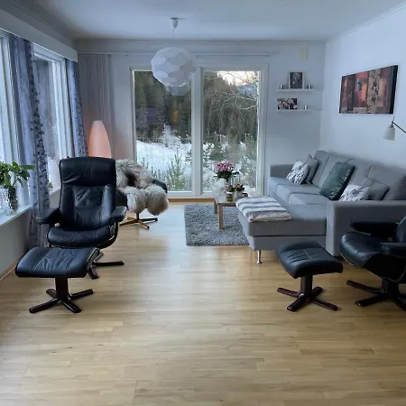 Tunold Gard - Karhus *