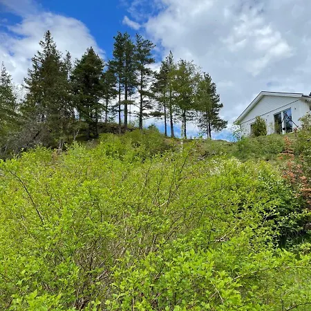 Tunold Gard - Karhus Villa